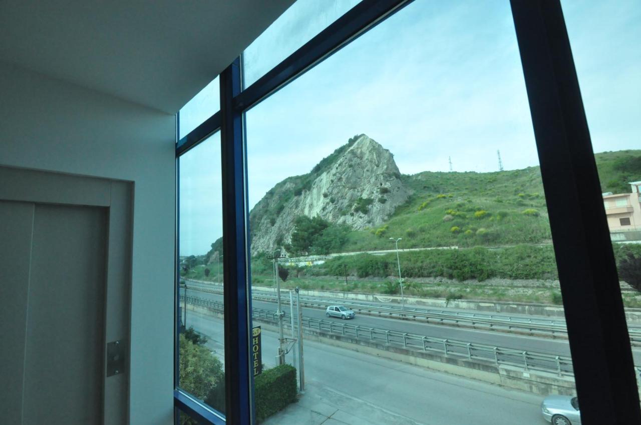 Hotel Grand G&T Škalngur Zewnętrze zdjęcie